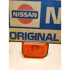 Original Nissan Bluebird T72 Seitenblinker 26160-Q9000 Original Nissan Bluebird T72 Seitenblinker 26160-Q9000