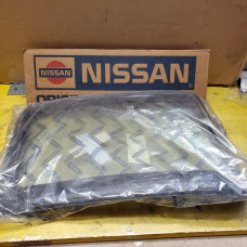 Original Nissan Pickup D21 Seitenscheibe rechts H3300-12G11