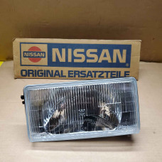 Original Nissan Prairie M10 Frontscheinwerfer links 26064-27R00 26060-27R00 Original Nissan Prairie M10 Frontscheinwerfer links 26064-27R00 26060-27R00