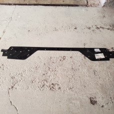 Original Nissan Pickup D22 Verstärkung Stoßstange hinten 85032-VK000