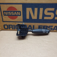 Original Nissan Cabstar F23 Schalter Scheibenwischer 25261-0T006 Original Nissan Cabstar F23 Schalter Scheibenwischer 25261-0T006