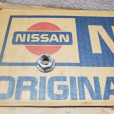 Original Nissan Mutter 01223-S107E