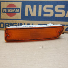Original Nissan Maxima J30 Blinker links B6135-89E00 Original Nissan Maxima J30 Blinker links B6135-89E00