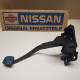 Original Nissan Terrano R20 Bremspedal 46501-0X830