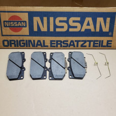 Original Nissan 300ZX Z32 Bremsbeläge vorne 41060-40P90 Original Nissan 300ZX Z32 Bremsbeläge vorne 41060-40P90