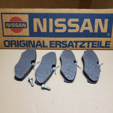 Original Nissan Primastar X83 Renault Trafic Opel Vivaro Bremsbeläge vorne 41060-00Q1F 41060-00QAE 7701050914