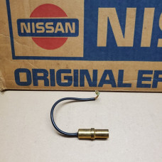 Original Nissan 280ZX S130 300ZX Z31 Öltemperatur Sensor 25075-P7101 Original Nissan 280ZX S130 300ZX Z31 Öltemperatur Sensor 25075-P7101