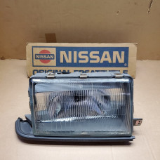 Original Nissan Datsun Laurel C31 Frontscheinwerfer rechts 26010-21L10