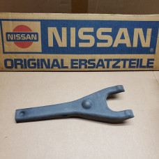 Original Nissan Patrol Y61 Cabstar F24M Atleon TK3 Ausrückgabel 30531-VB000 Original Nissan Patrol Y61 Cabstar F24M Atleon TK3 Ausrückgabel 30531-VB000