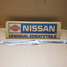 Original Nissan Patrol Y61 Gestänge Scheibenwischer links 28842-VB00A 28842-VB000