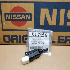 Original Nissan NV400 X62 Renault Master III Bremslichtschalter 25320-00Q0L Original Nissan NV400 X62 Renault Master III Bremslichtschalter 25320-00Q0L