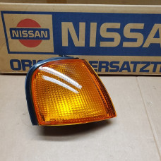 Original Nissan Primera P10 Blinker rechts Original Nissan Primera P10 Blinker rechts