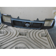 Original Nissan Pickup D22 Kühlergrill 62310-2S400