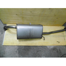 Original Nissan Patrol Y60 Mittelschalldämpfer Auspuff 20100-22J22 20100-22J10 20100-22J11 20100-20J12