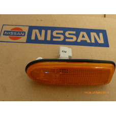 Original Nissan Sunny N14 Seitenblinker 26165-50C00