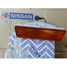 Original Nissan Pickup D21 Terrano WD21 Blinker rechts B6130-12G01