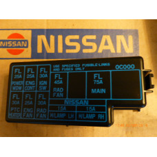 Original Nissan Serena C23M Sicherungsbox Abdeckung 24382-0C000