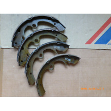 Original Nissan Pickup 720 Urvan E23 Bremsbacken 44060-01W25