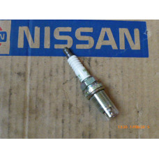 Original Nissan 100NX B13 Terrano WD21 Primera P10 Primera W10 Sunny N14 Serena C23M Zündkerze 22401-53J06