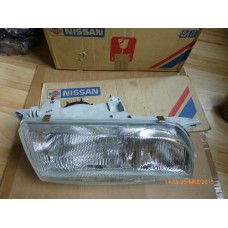 Original Nissan Scheinwerfer rechts Primera W10  B6010-82N00