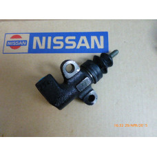 Original Nissan 300ZX Z32 Terrano R20 Nehmerzylinder Kupplung 30620-30P00 30620-30P01 30620-30P02 30620-48P00 30620-48P10 30620-48P20 30620-48P60 30620-48P0A