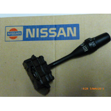 Original Nissan Terrano R20 Serena C23M Micra K11 Scheibenwischerschalter 25260-50B00