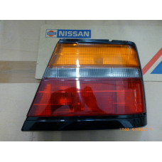 Original Nissan Bluebird T12 Rückleuchte rechts 26554-D3600