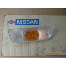 Original Nissan Datsun 610 Blinkerscheibe links 26126-U1500