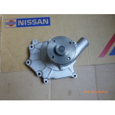 Original Nissan Bluebird U11,Bluebird T12,Bluebird T72,Wasserpumpe 21010-05E26, 21010-05E25 