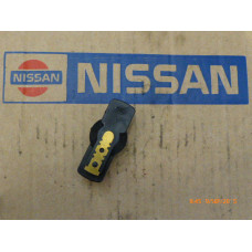 Original Nissan Sunny Truck B120 Pickup 720 Vanette C120 Verteilerfinger 22157-18011 22157-18010