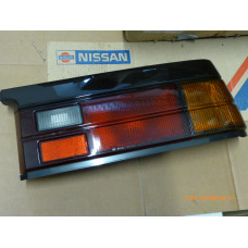 Original Nissan Sunny B11 Coupe Rücklicht rechts 26554-13A25