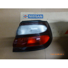 Original Nissan Almera N15 Heckleuchte rechts 26554-2N327 26550-2N386