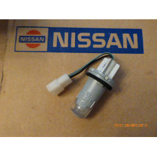 Original Nissan/Datsun Bluebird 910 Kennzeichenleuchte 26510-W2200