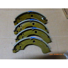 Original Nissan Primera P11 Almera N16 Bremsbacken D4060-8M126 44060-8M126