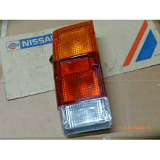 Original Nissan Patrol 260 Rücklicht links 26555-G9652