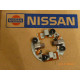 Original Nissan Bluebird 910 Kohlehalter Anlasser 23378-V0700 23378-W2800