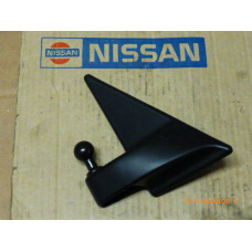 Original Nissan Urvan E24 Spiegel Halter rechts 96310-01N00
