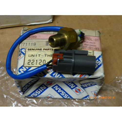 Original Nissan Sunny B12 Sunny N13 Temperaturschalter 22120-15G01