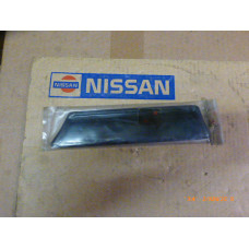 Original Nissan Sunny B11 Zierleiste Kotflügel vorne links 63873-01A23