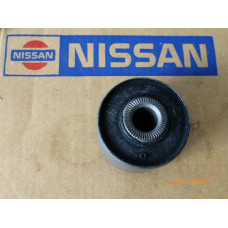 Original Nissan Patrol Y60 Patrol Y61 Buchse Längslenker VA 54560-01J00 54560-VC000 54560-VB012 54560-VB011