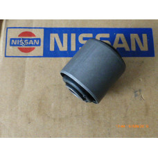 Original Nissan Patrol Y60 Patrol Y61 Terrano R20 Buchse Längslenker HA 55045-06J00 55045-VB010 55045-VB200 55045-32C00 55045-0F000 55046-0F000 55046-41G00