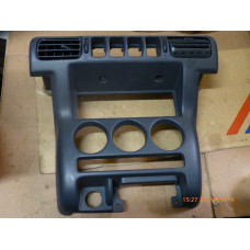 Original Nissan Micra K11 Abdeckung Mittelkonsole 68260-5F710