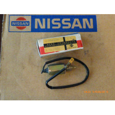 Original Nissan-Datsun Pickup 720 Vergaserventil 16196-A8900 16197-U0400