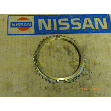 Original Nissan Bluebird Prairie Maxima Serena Terrano Pickup Sunny 200SX Synchronring 32607-38E10 32607-38E15 32607-58S80