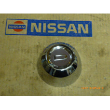 Original Nissan-Datsun Bluebird 610 Nabenkappe 40343-U6600