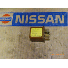 Original Nissan 280ZX Cherry Sunny Prairie Relais 25230-C9920 25230-C9927 25230-C9925