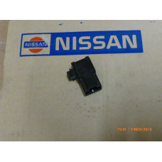 Original Nissan Patrol 200SX Primera Almera X-Trail Pathfinder Sunny Cherry Blinker Relais 25731-41B00 25731-AG000 25730-VH300 25731-AG01A 25730-01M01