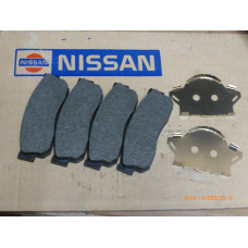Original Nissan Sunny B11 Cherry N12 Sunny B12 Sunny N13 Bremsbeläge vorne 41060-89A91 41060-13A25 41060-67A90 41060-13A25