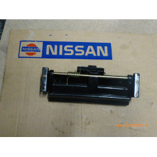 Original Nissan Bluebird U11 Griff Heckklappe 90606-46E01