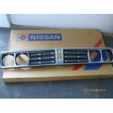 Original Datsun Violet A10 Kühlergrill 62310-W6000